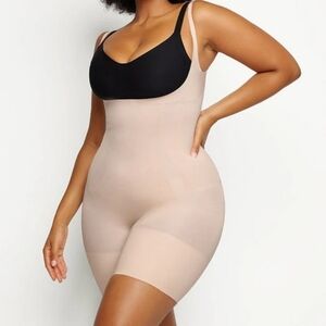 Shapelllx shaping body suit open bust